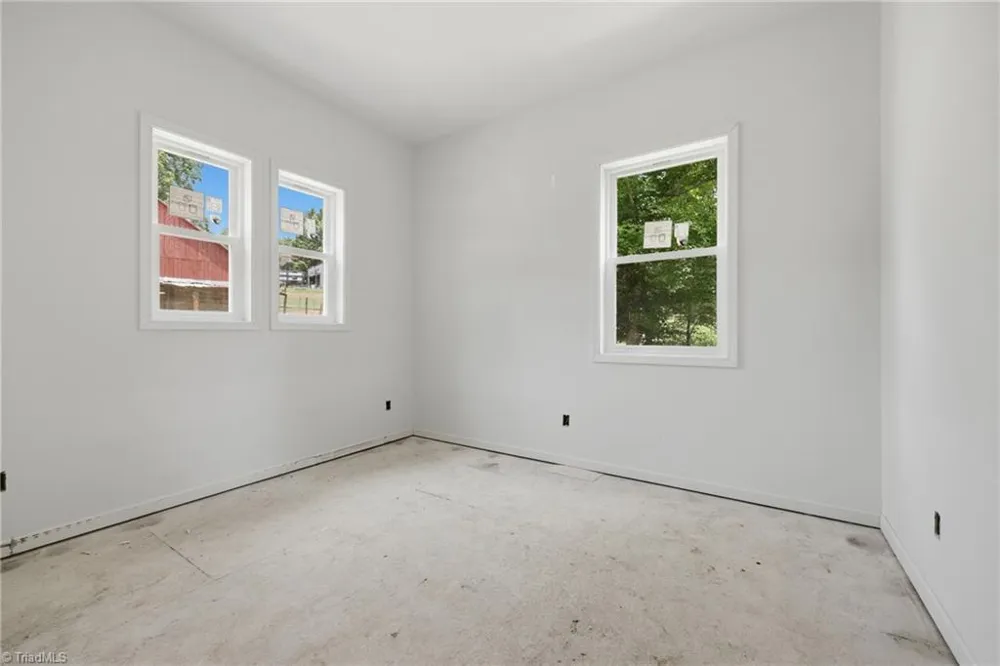 625 Gunters Hill Road Boomer, NC 28606