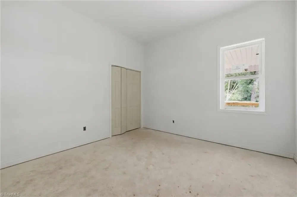 625 Gunters Hill Road Boomer, NC 28606