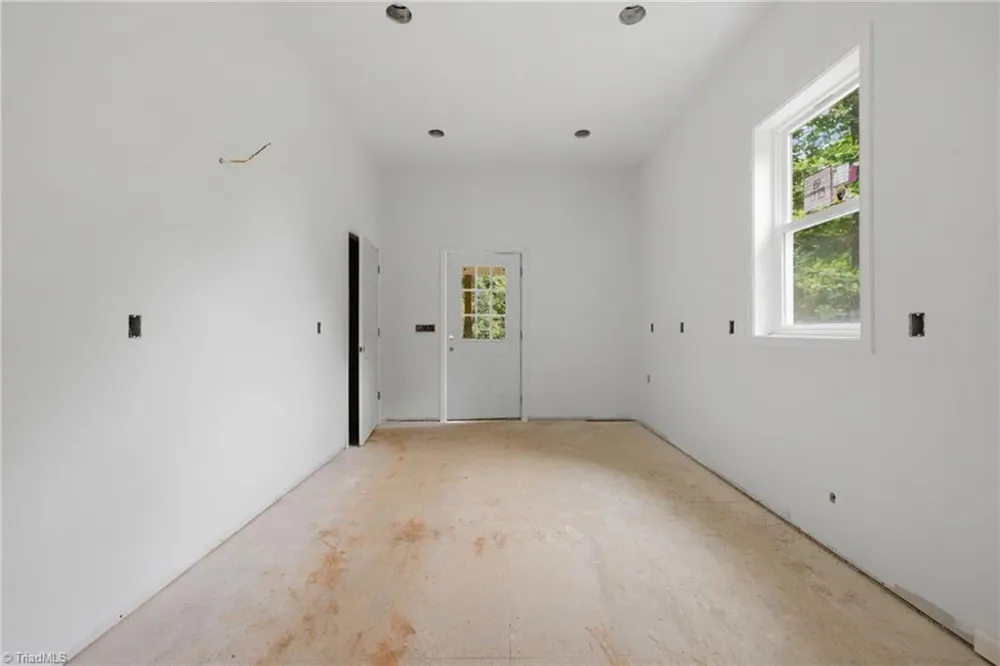 625 Gunters Hill Road Boomer, NC 28606