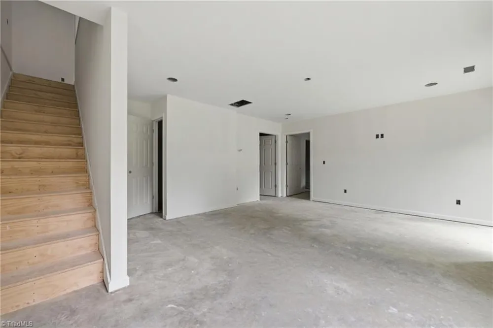 625 Gunters Hill Road Boomer, NC 28606