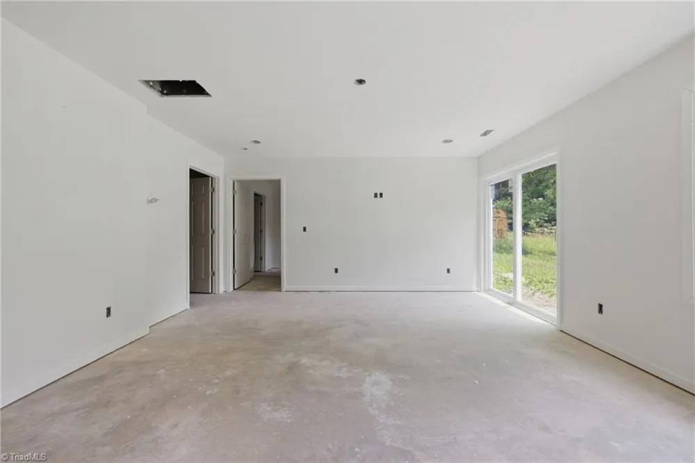 625 Gunters Hill Road Boomer, NC 28606