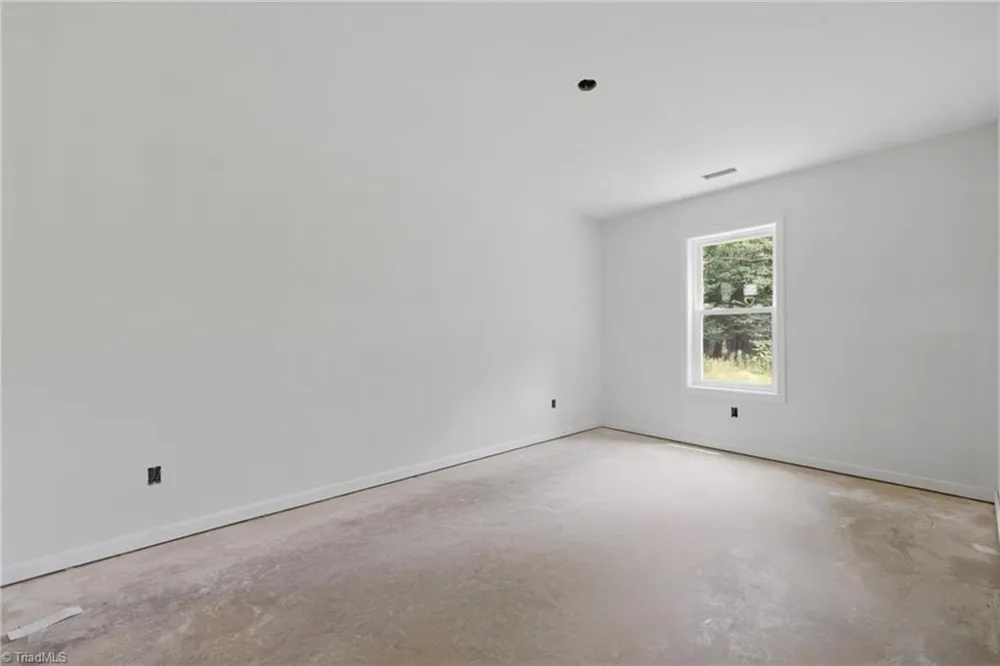 625 Gunters Hill Road Boomer, NC 28606