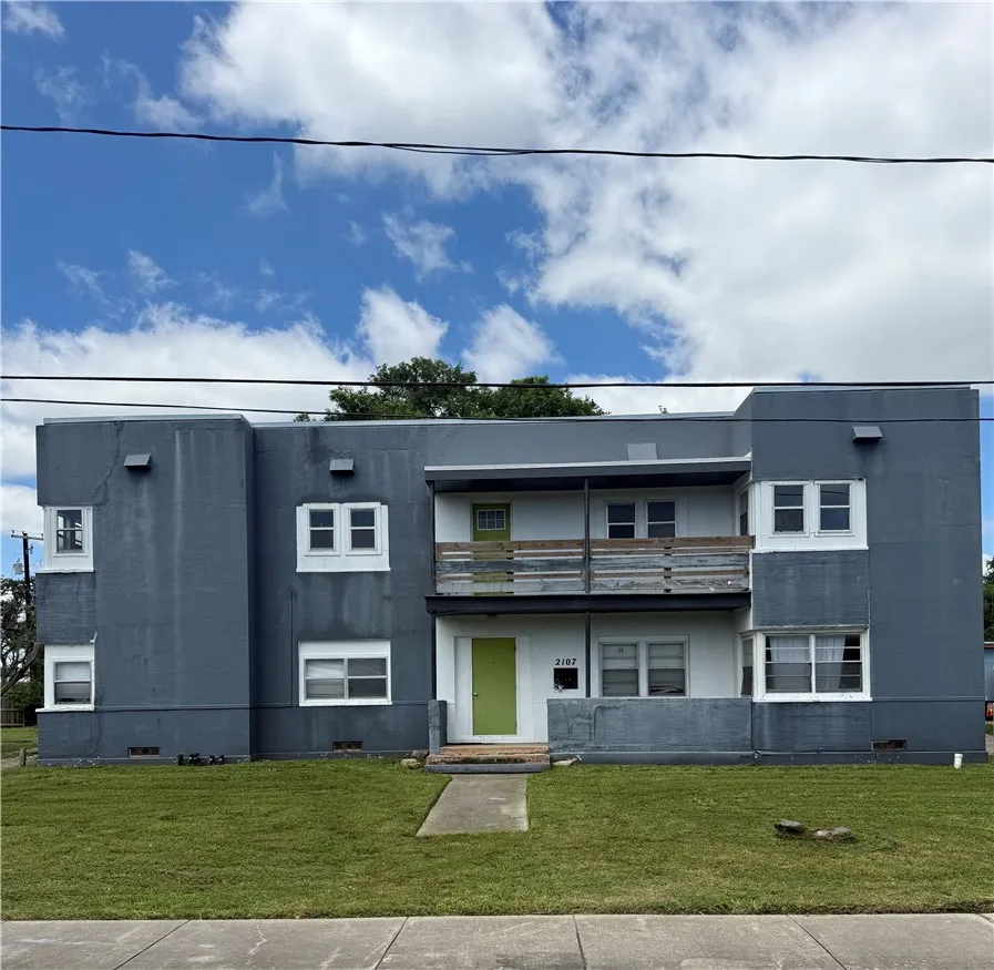 2107 16th Corpus Christi, TX 78404