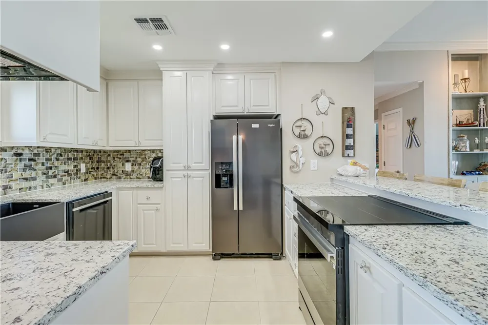 200 West Cotter Avenue #D-4 Port Aransas, TX 78373