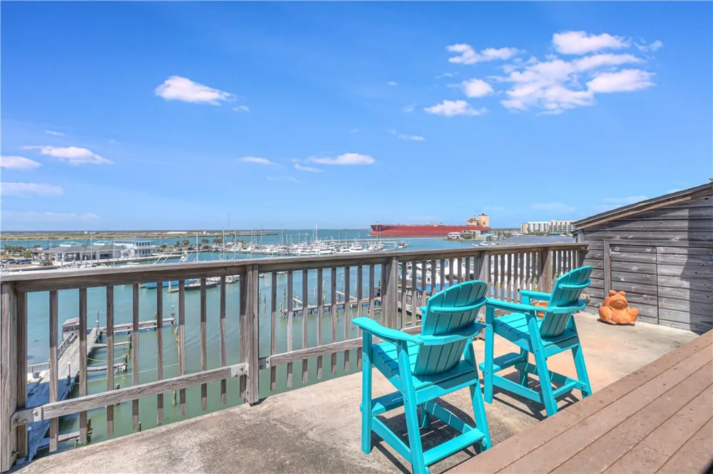 200 West Cotter Avenue #D-4 Port Aransas, TX 78373