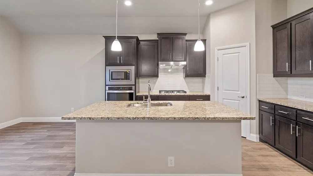 10393 SARASOTA STREET Grand Prairie, TX 76065