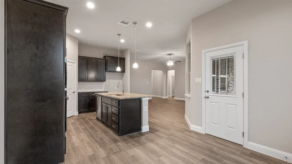 10393 SARASOTA STREET Grand Prairie, TX 76065