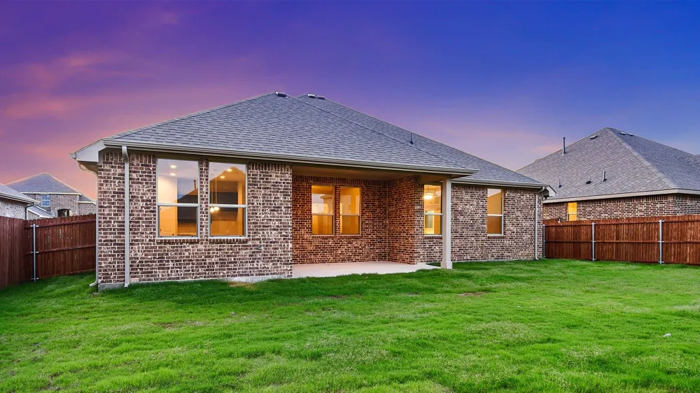 10393 SARASOTA STREET Grand Prairie, TX 76065