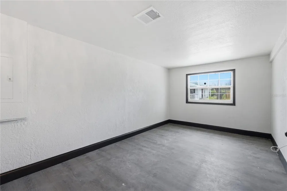 1340 13TH AVENUE S St Petersburg, FL 33713
