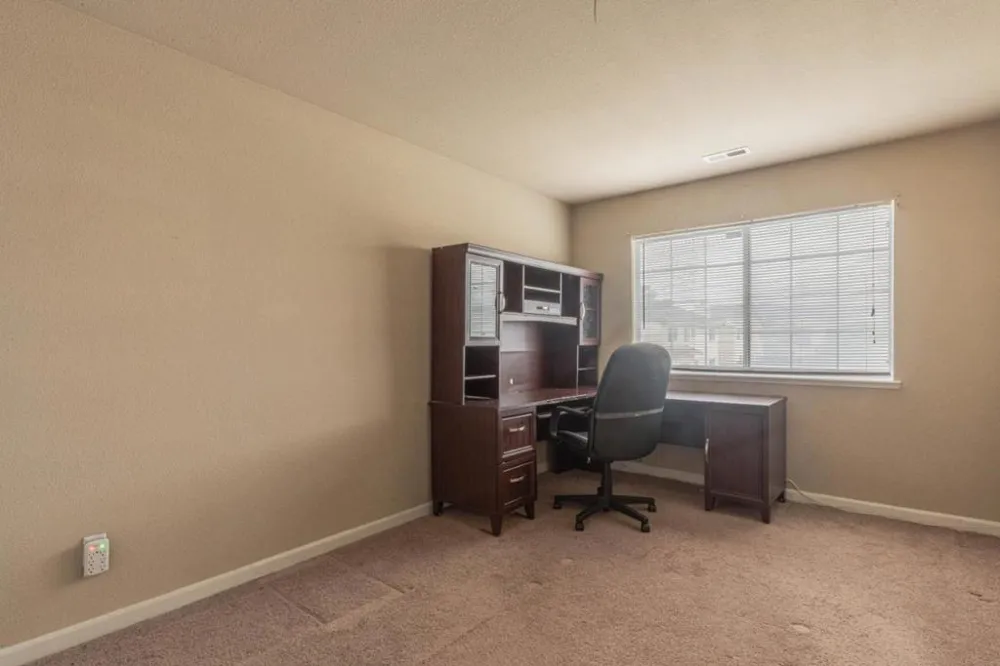 1185 Raven Court Salinas, CA 93905