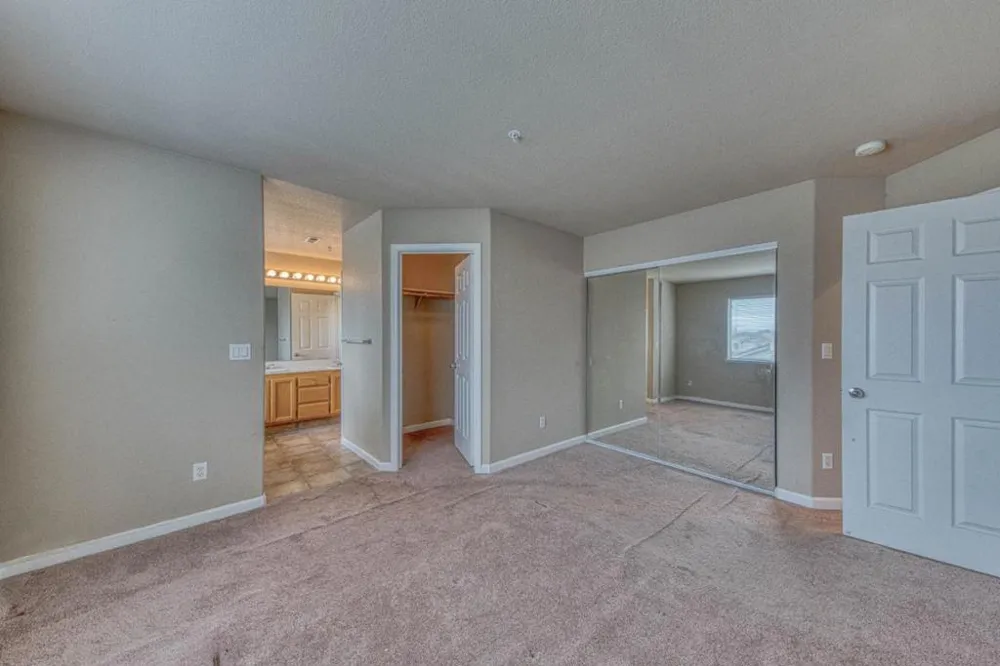 1185 Raven Court Salinas, CA 93905