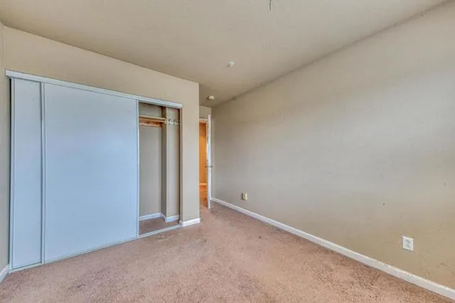 1185 Raven Court Salinas, CA 93905
