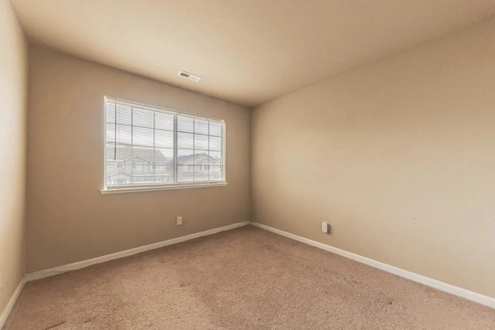 1185 Raven Court Salinas, CA 93905