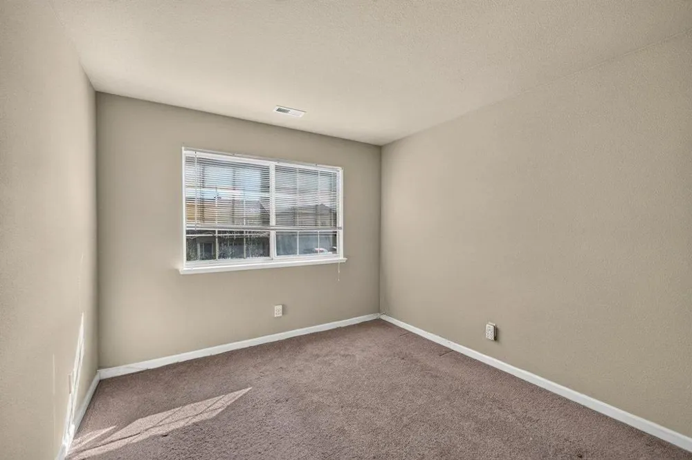 1185 Raven Court Salinas, CA 93905