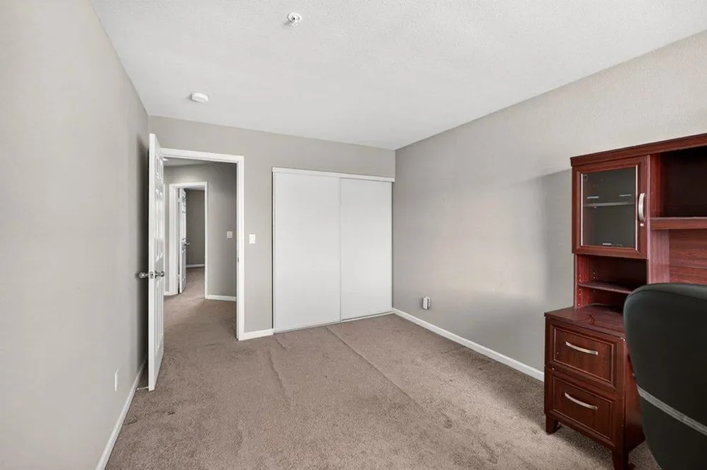 1185 Raven Court Salinas, CA 93905