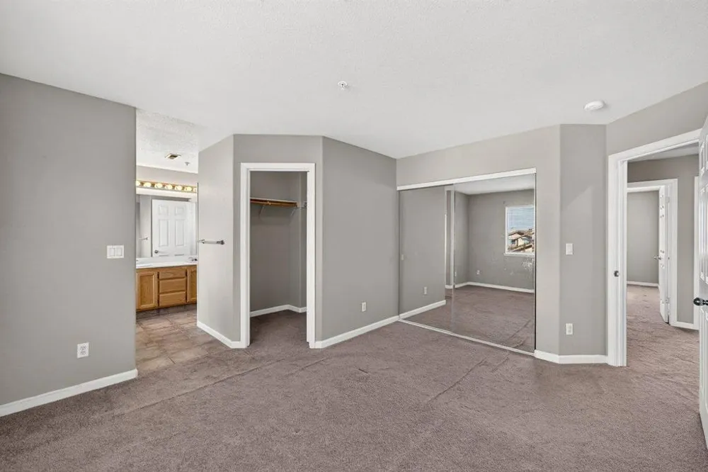 1185 Raven Court Salinas, CA 93905