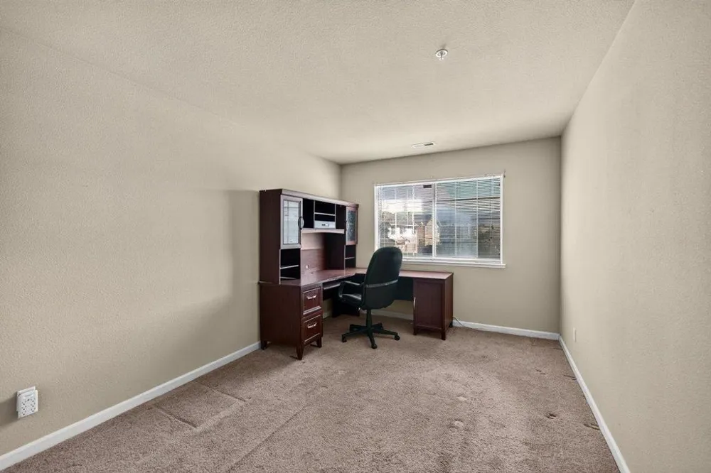 1185 Raven Court Salinas, CA 93905
