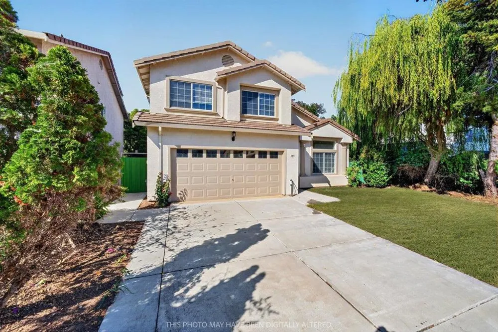 1185 Raven Court Salinas, CA 93905
