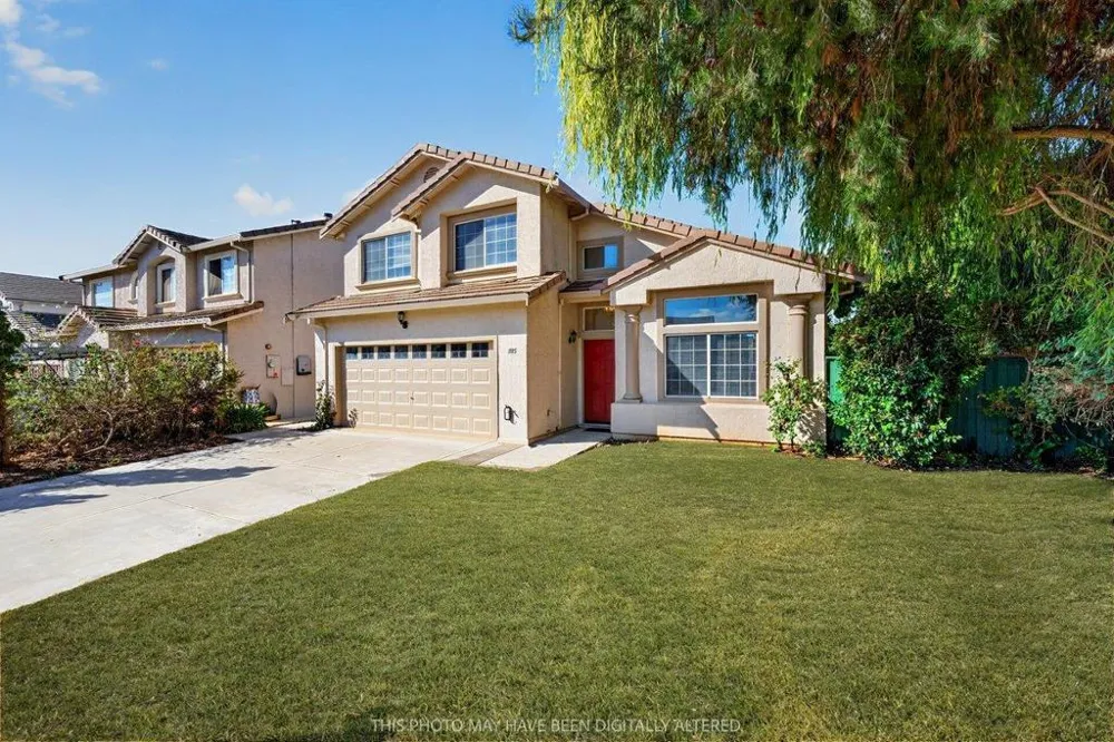 1185 Raven Court Salinas, CA 93905