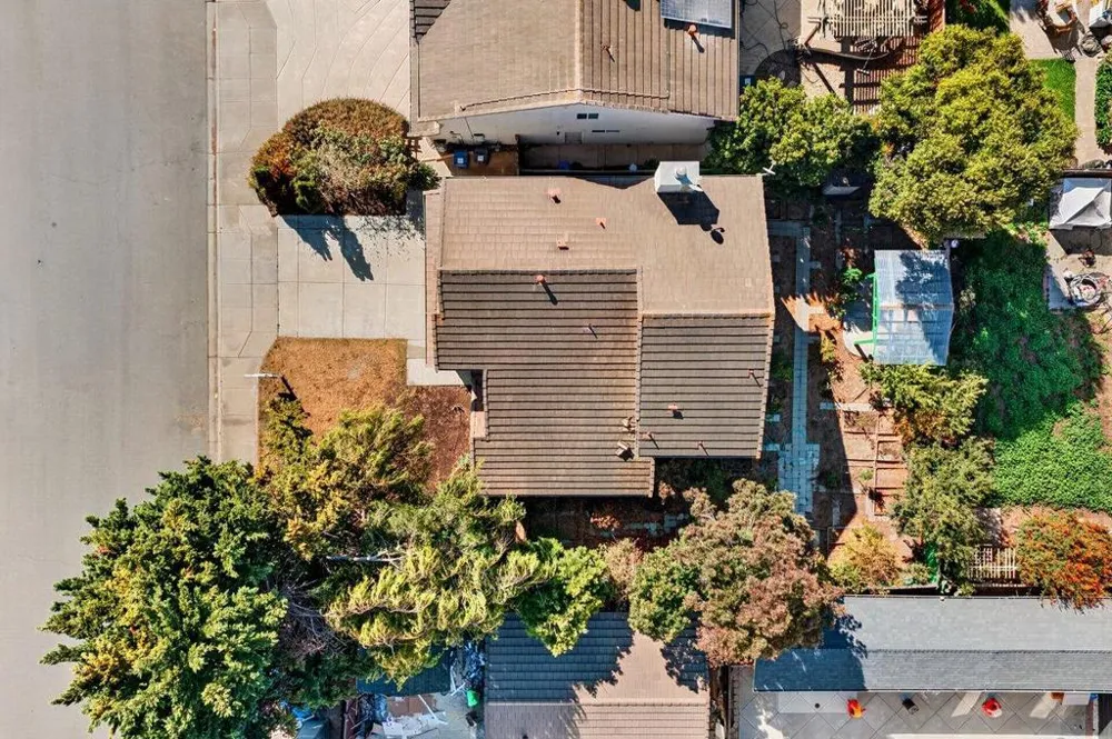 1185 Raven Court Salinas, CA 93905