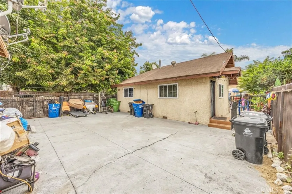 158 W Martin Luther King Jr Los Angeles, CA 90037