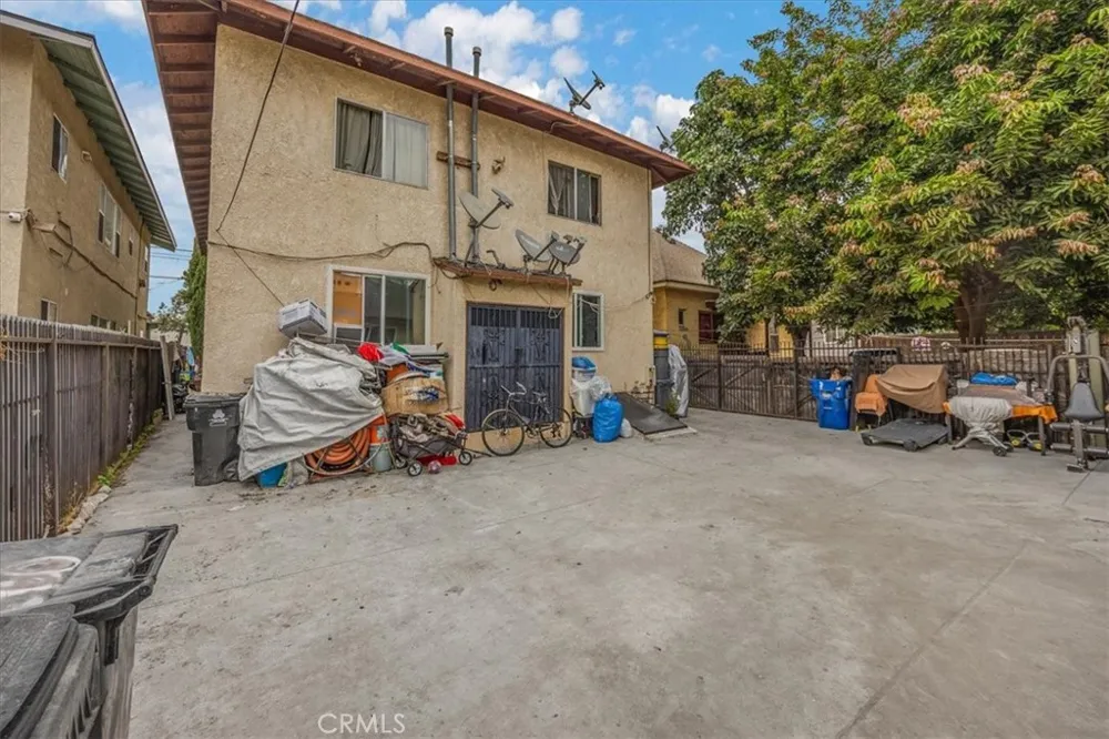 158 W Martin Luther King Jr Los Angeles, CA 90037