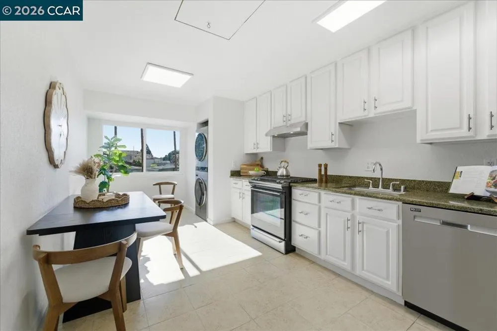 4740 Appian Way #9 El Sobrante, CA 94803