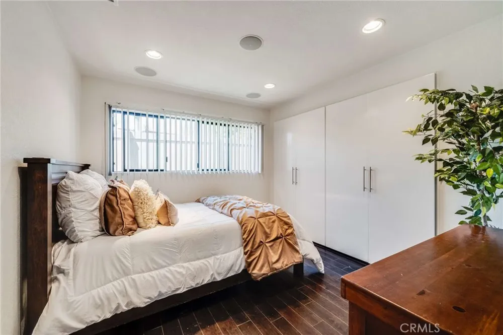 157 Madeline Drive Monrovia, CA 91016