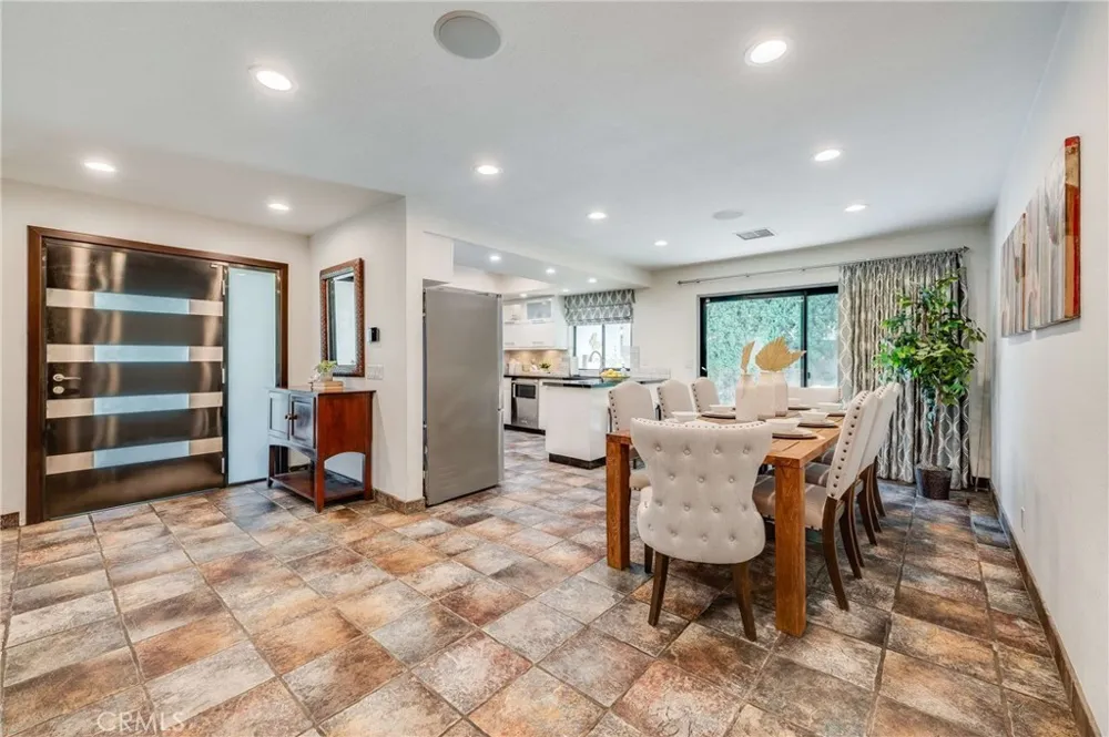157 Madeline Drive Monrovia, CA 91016