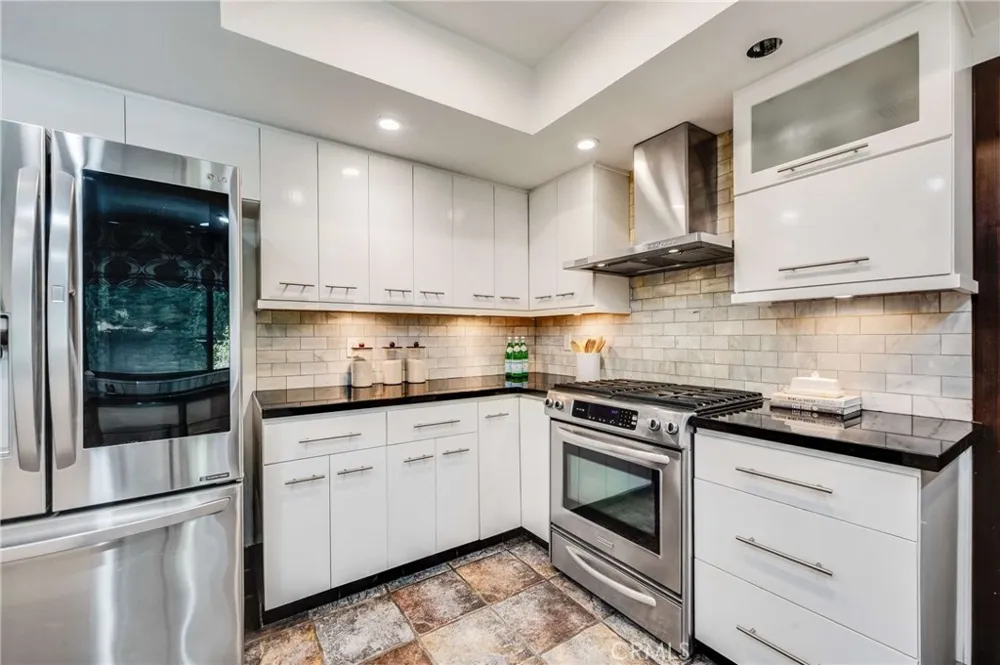 157 Madeline Drive Monrovia, CA 91016