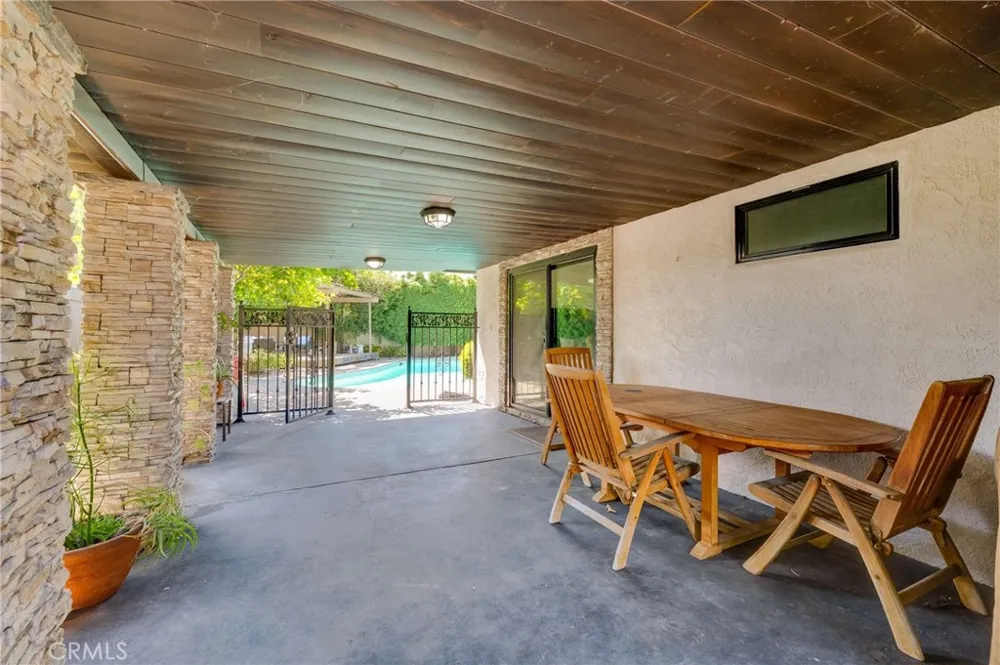 157 Madeline Drive Monrovia, CA 91016