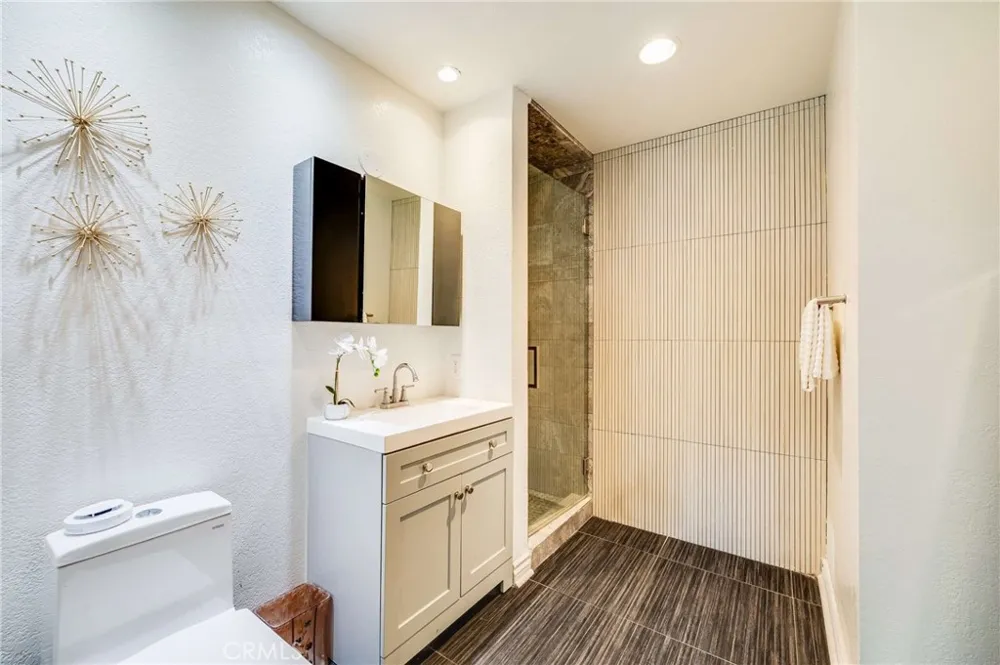 157 Madeline Drive Monrovia, CA 91016
