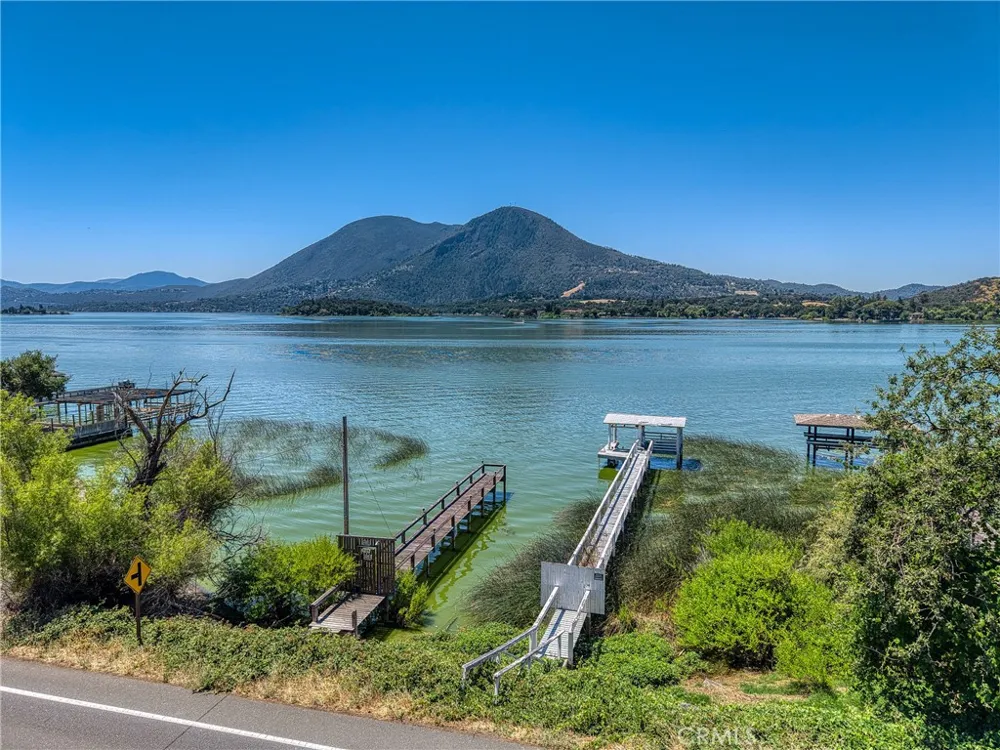9175 Glenhaven Glenhaven, CA 95443
