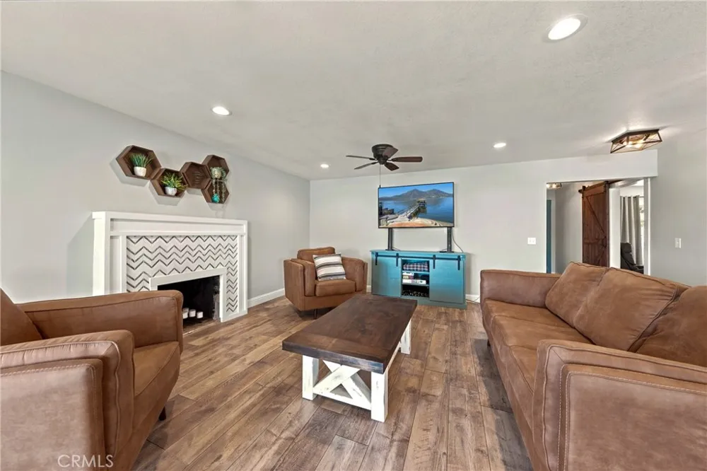 9175 Glenhaven Glenhaven, CA 95443