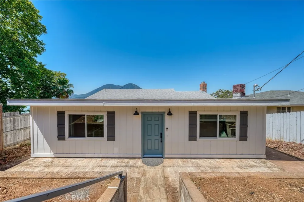 9175 Glenhaven Glenhaven, CA 95443
