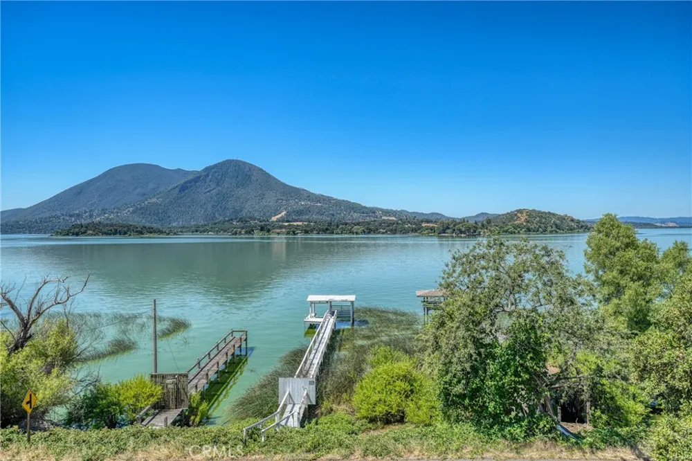 9175 Glenhaven Glenhaven, CA 95443