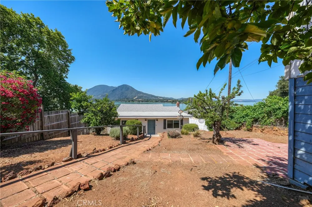 9175 Glenhaven Glenhaven, CA 95443