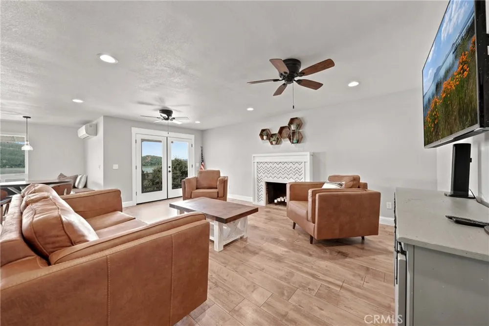 9175 Glenhaven Glenhaven, CA 95443