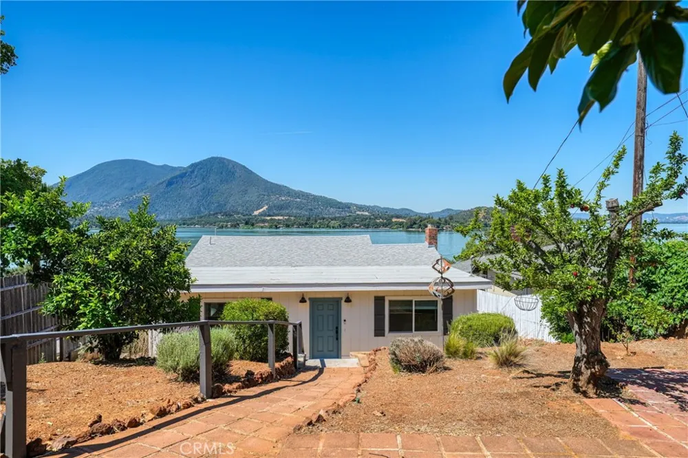 9175 Glenhaven Glenhaven, CA 95443