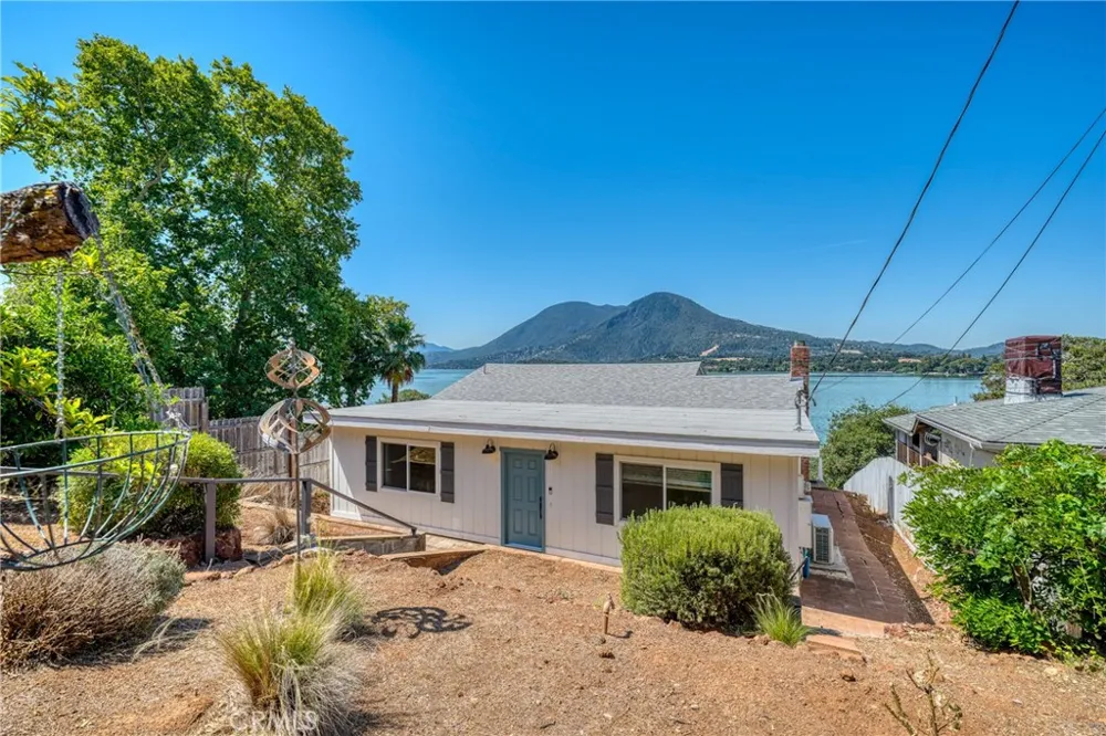 9175 Glenhaven Glenhaven, CA 95443