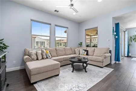 114 Borrego Irvine, CA 92618
