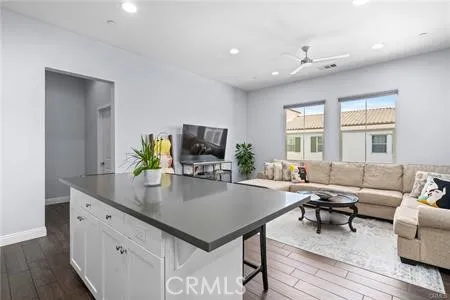 114 Borrego Irvine, CA 92618