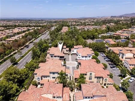 114 Borrego Irvine, CA 92618