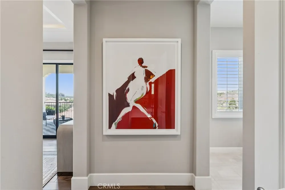 127 Lanzon Irvine, CA 92602