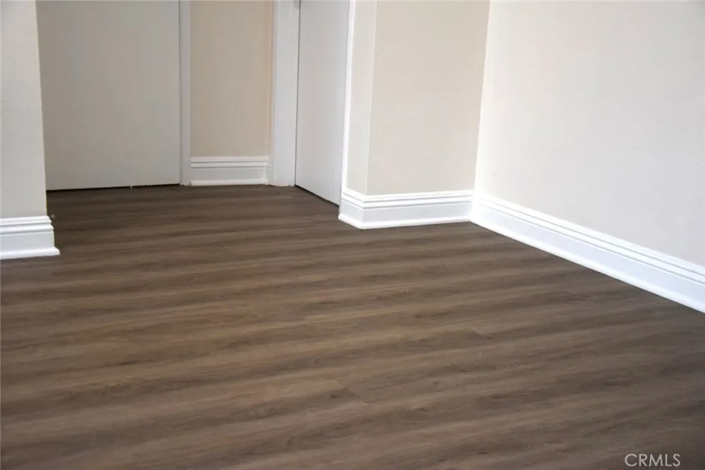 10757 Hortense #304 Toluca Lake, CA 91602