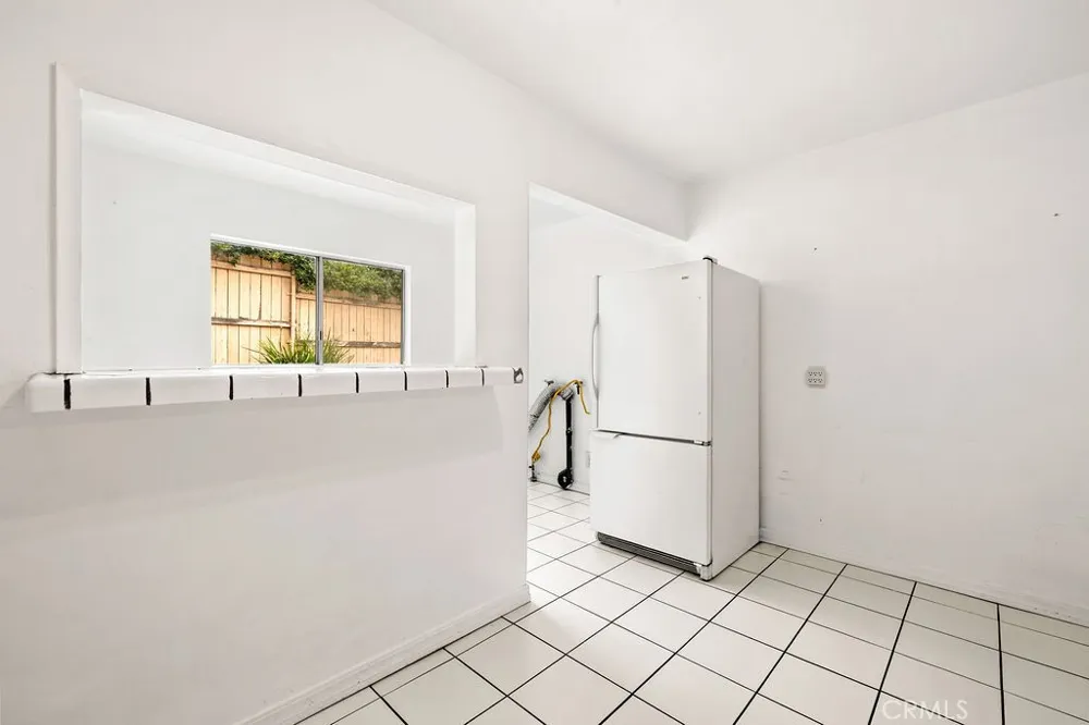 2012 Barnett Los Angeles, CA 90032