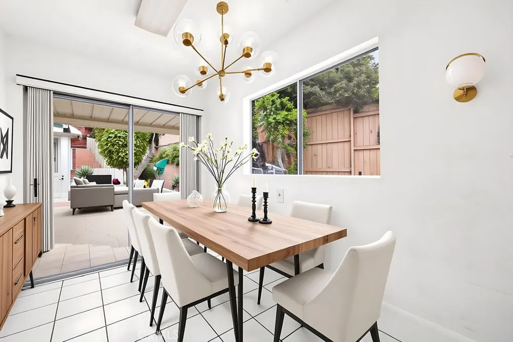 2012 Barnett Los Angeles, CA 90032
