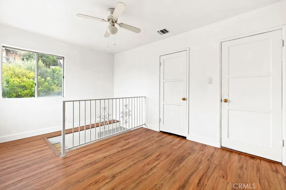 2012 Barnett Los Angeles, CA 90032