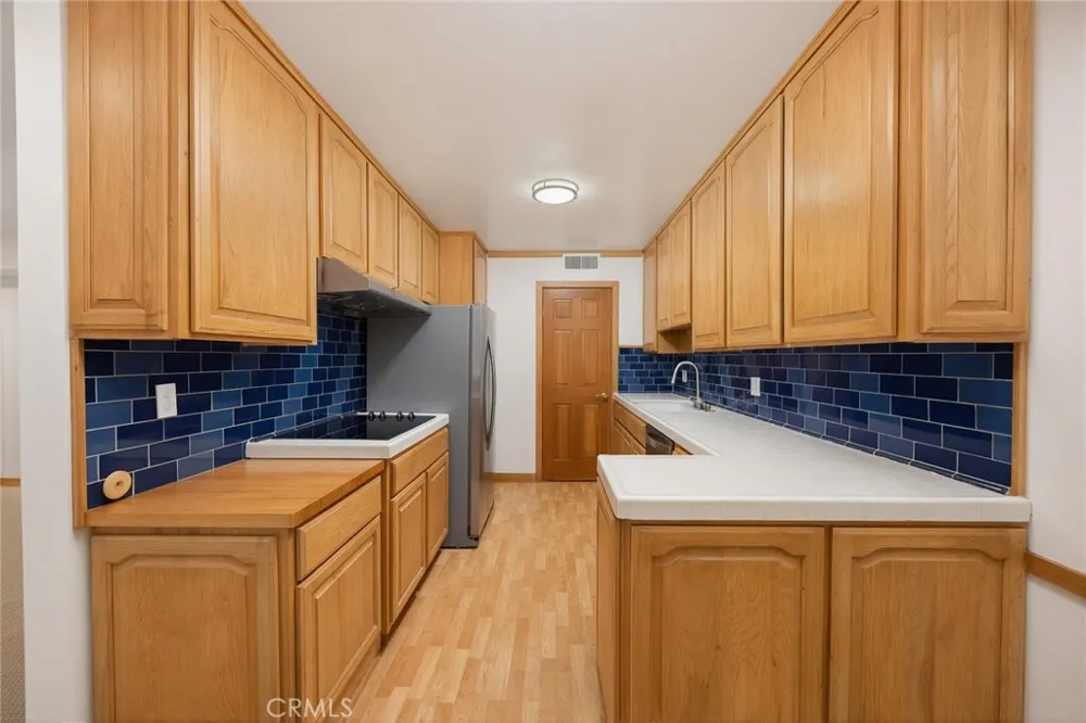 420 S Madison #213 Pasadena, CA 91101