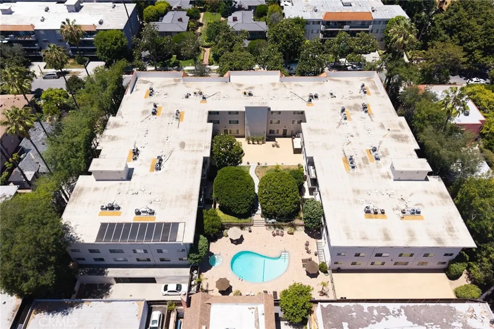 420 S Madison #213 Pasadena, CA 91101
